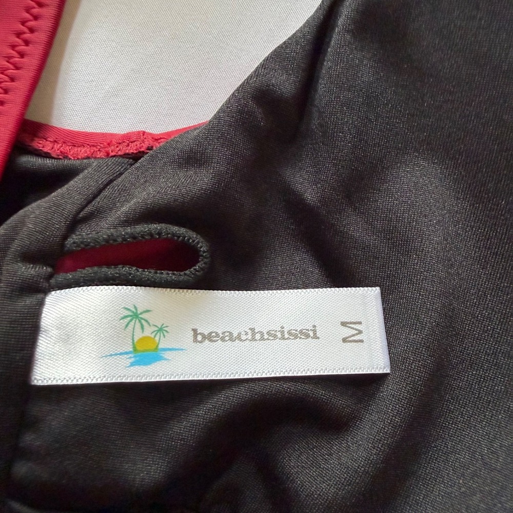 Beachsissi Red One‎ Piece Swimsuit Twist Front Plunge Bathing Suit M NWT - Picture 4 of 7